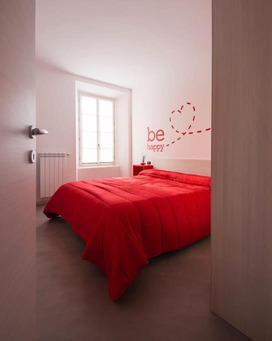 Be Happy - The House Of Travelers Apartment Como Luaran gambar